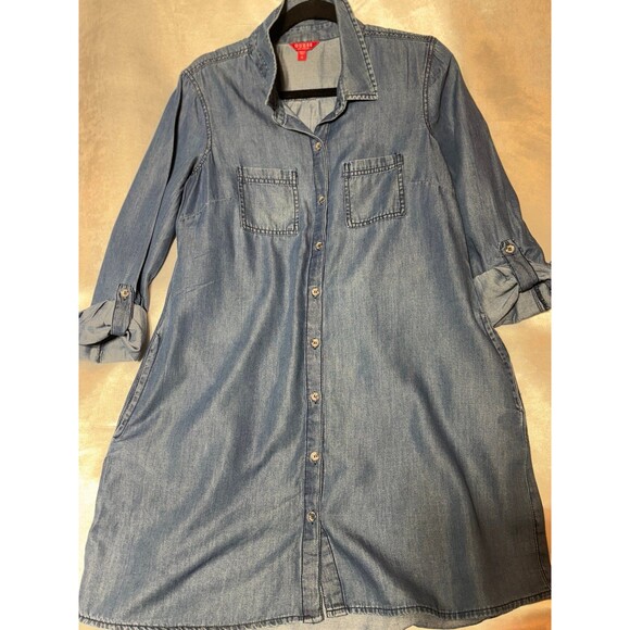 Soft Denim Guess dress - Picture 2 of 8